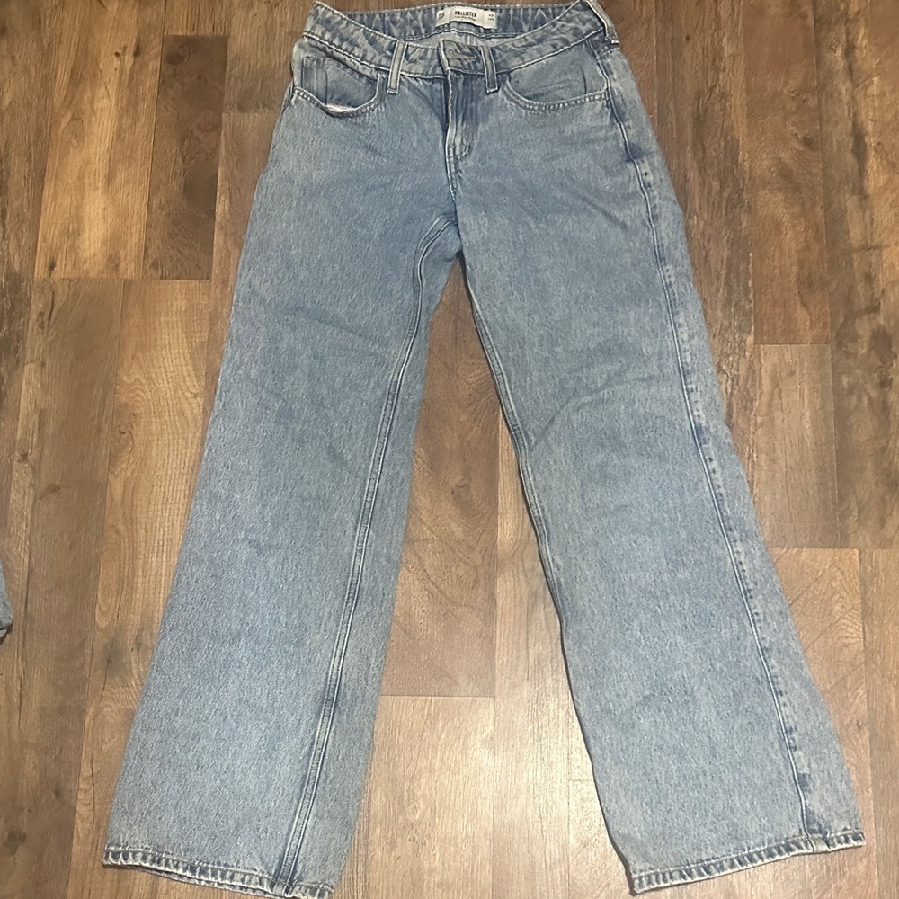 Hollister jeans